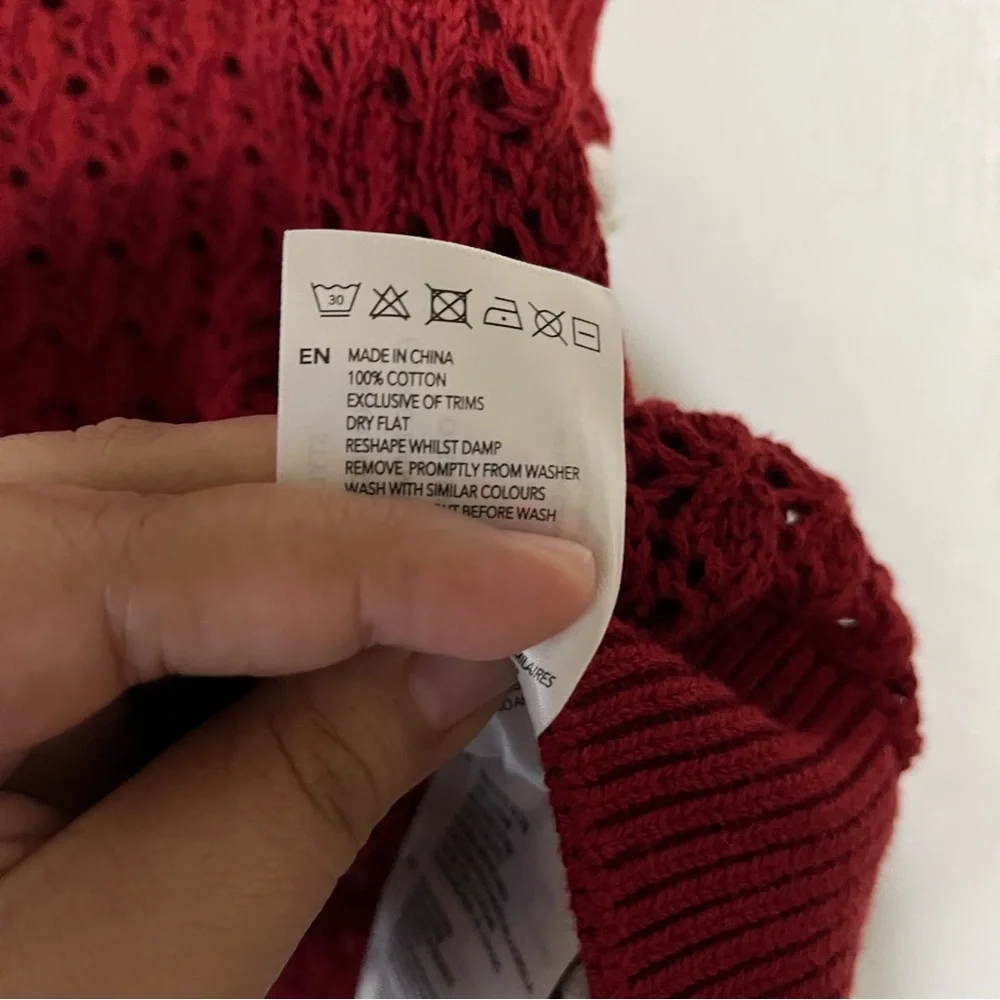 Varley Delaney Knit Vest in red - Picture 8 of 9